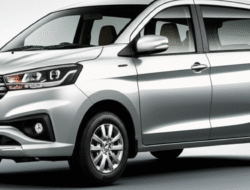 Mobil keluarga Suzuki